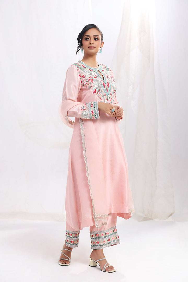 Rozy Noor