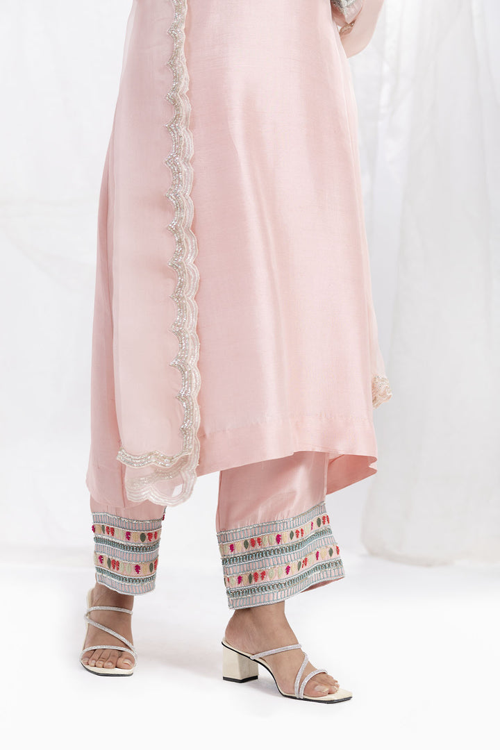Rozy Noor